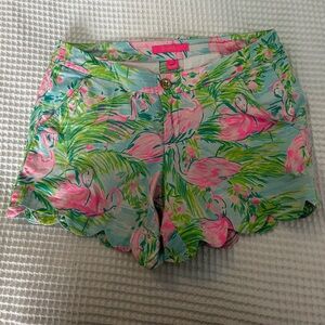 GUC Lilly Pulitzer Buttercup Short. Floridita. Size 2.